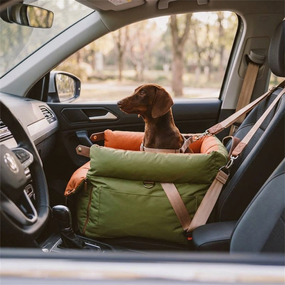Pet Outing Lathe Luxury Faux Leather Dog Car Seat/Cat Travel Bed/Booster Bed Pet Booster Car Seat Dog Comfortable Cat Car Bed